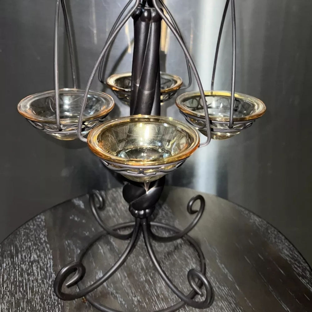 Elegant Black and Gold Candle Holder